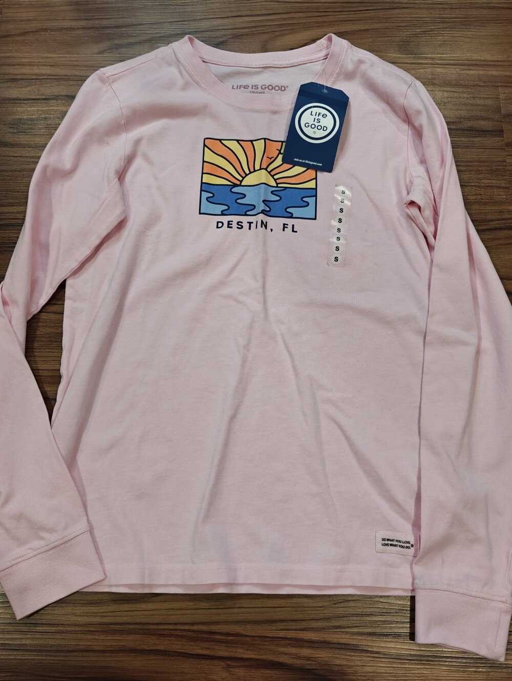 Life Is Good Men’s Long-Sleeve Pink Destin, FL Sunrise Tee